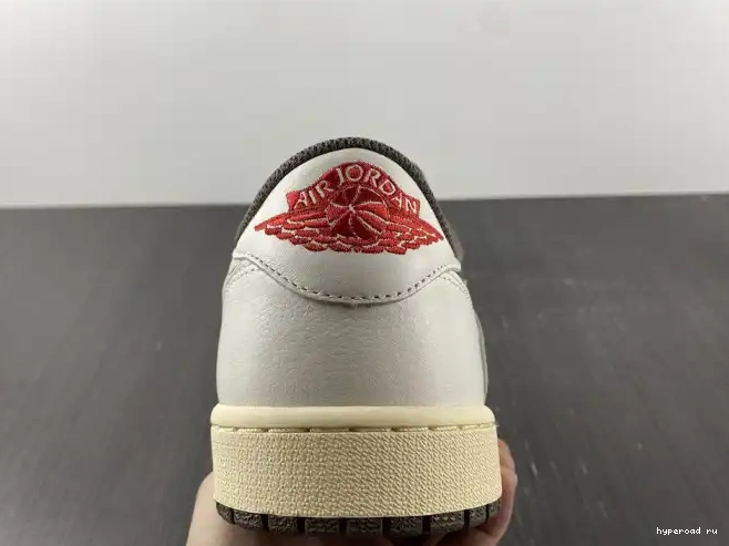 Low Travis Jordan Air Scott DM7866-162 x Air Jordan Retro 1 0415